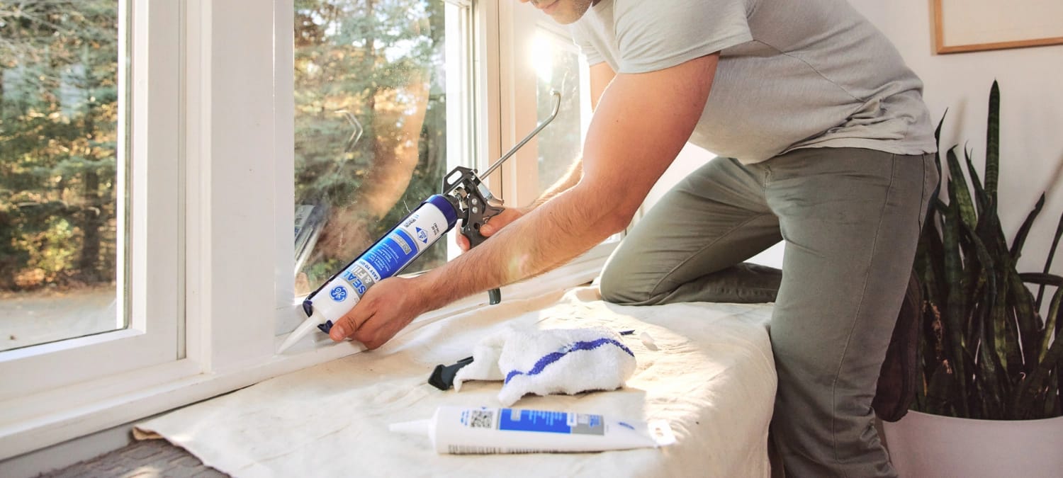Sealing & Caulking / Blinds & Window Fix